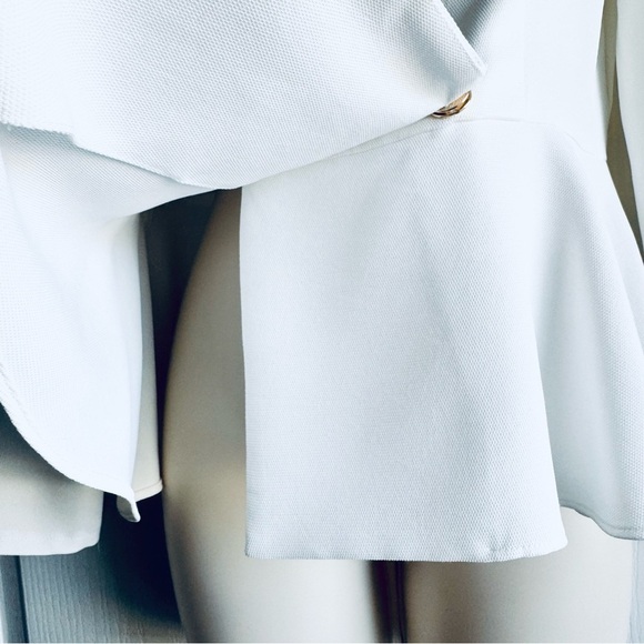 TopShop Peplum Top - Picture 4 of 9